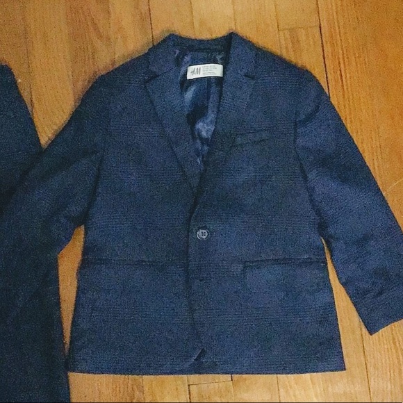 H&m suit - Picture 4 of 5